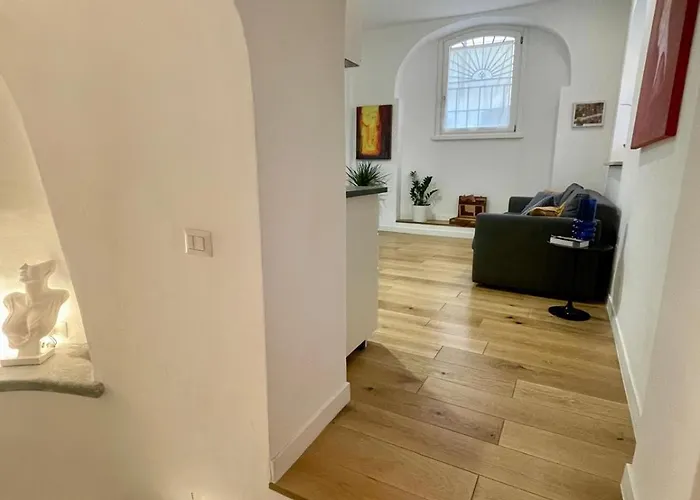 Domus 31 - Colosseum Daire Roma